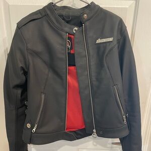 ICON Black Motorcycle Jacket Women’s Sz Small